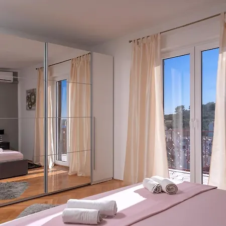 M&m - Zf Hvar Apartment *