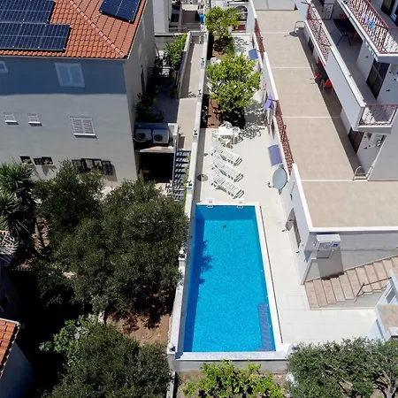 Apartment M&m - Zf Hvar *