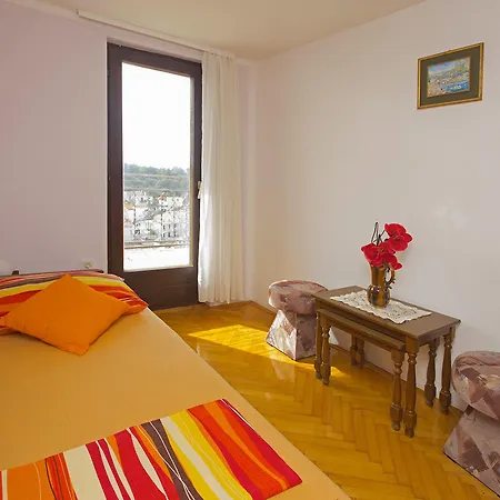 M&m - Zf Hvar Apartmán