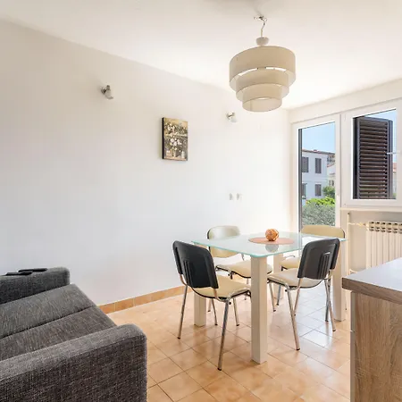 M&m - Zf Hvar Apartment