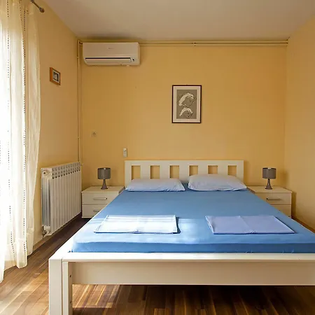 Apartment M&m - Zf Hvar