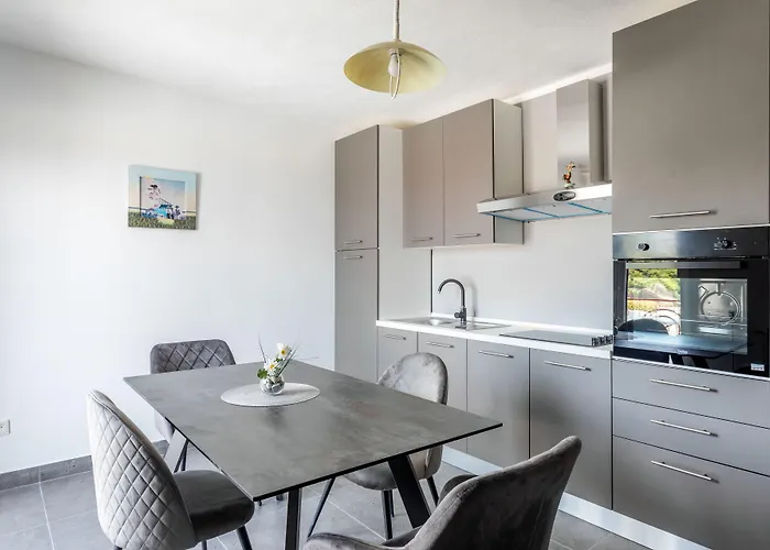 Apartment M&m - Zf Hvar *