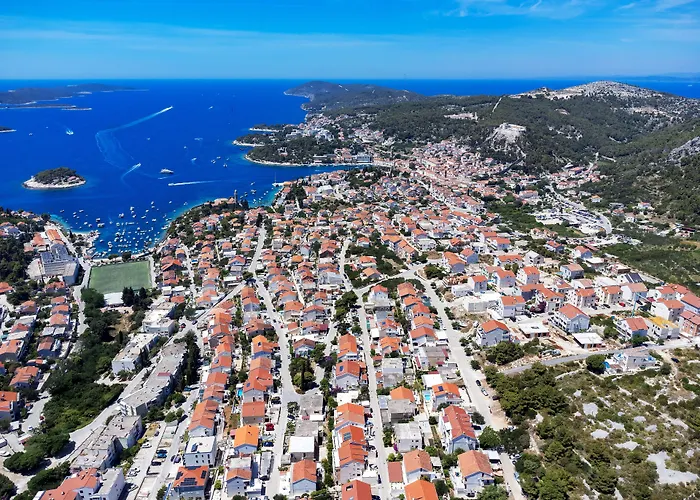 M&m - Zf Hvar