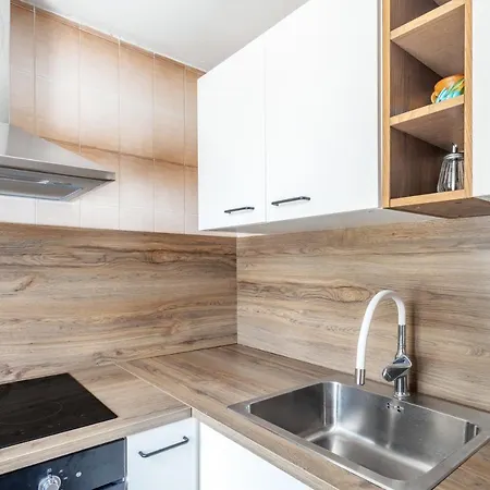 M&m - Zf Hvar Apartman *