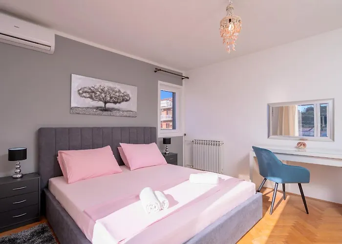 M&m - Zf Hvar شقة *