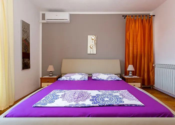 M&m - Zf Hvar شقة هفار