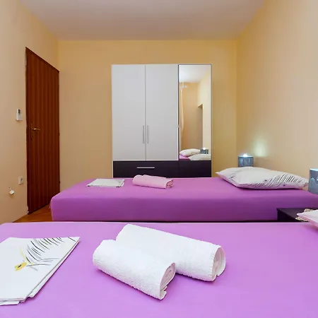 M&m - Zf Hvar Apartman *